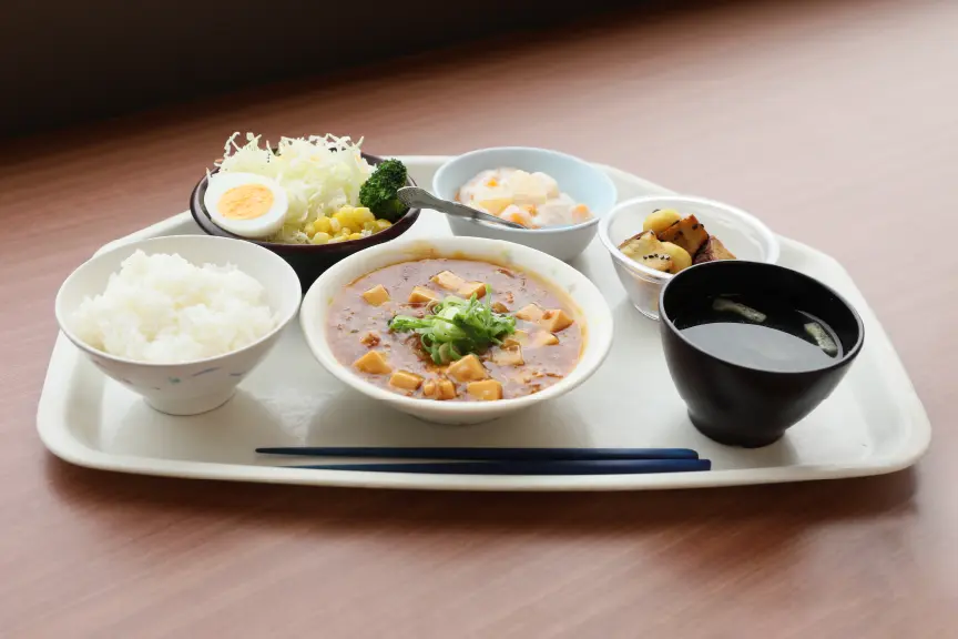 社員食堂のメニュー