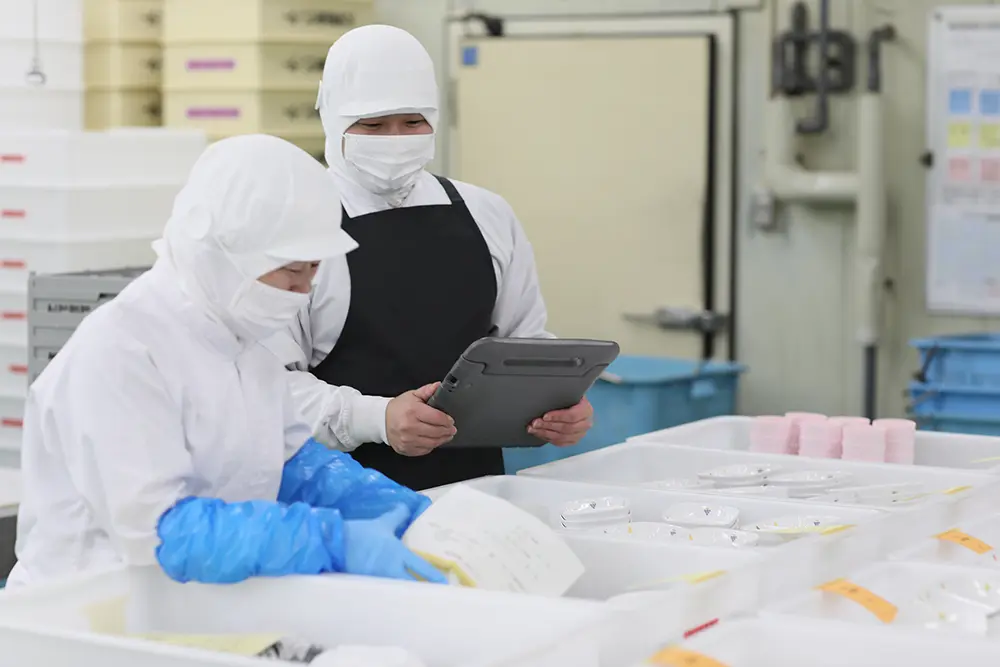 工場長の仕事風景